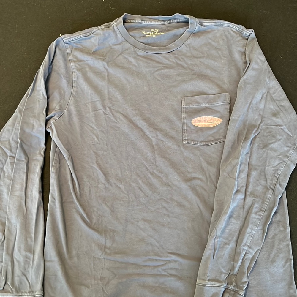 Navy vineyard vines long sleeve tee